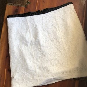 Forever 21 lace skirt
